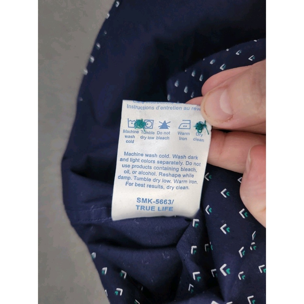 7 Diamonds Shirt Men L Navy Blue Short Sleeve Button Up All Over Print Made Well - Picture 10 of 11